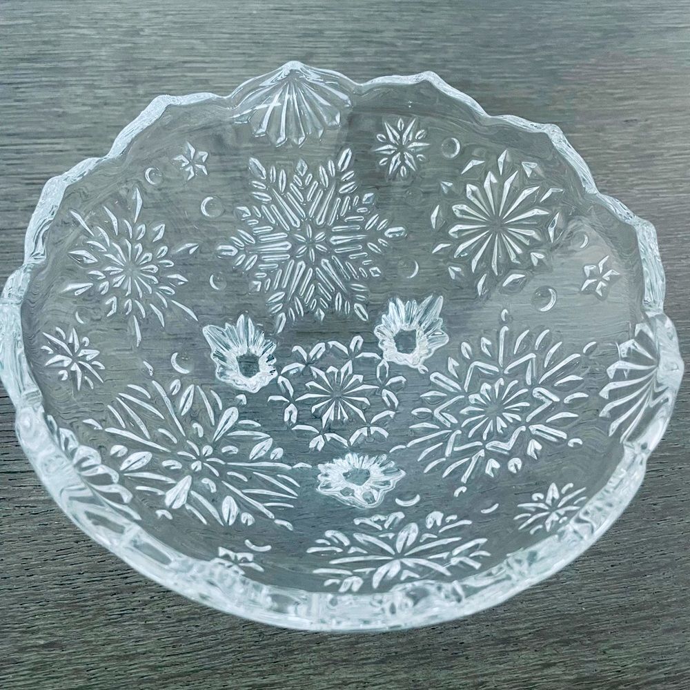 Snowflake Crystal Holiday Candy Bowl Dish